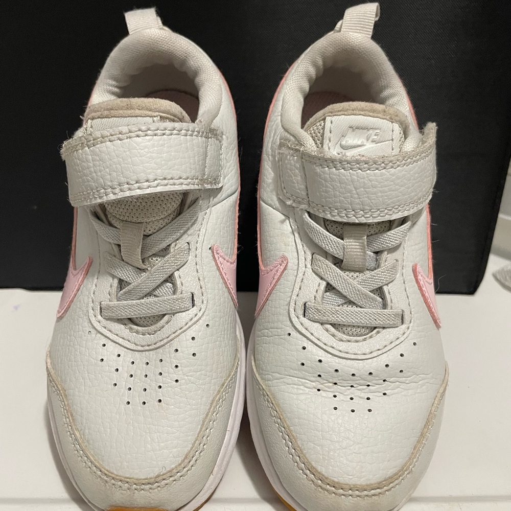 Nike Kids White and Pink Sneakers